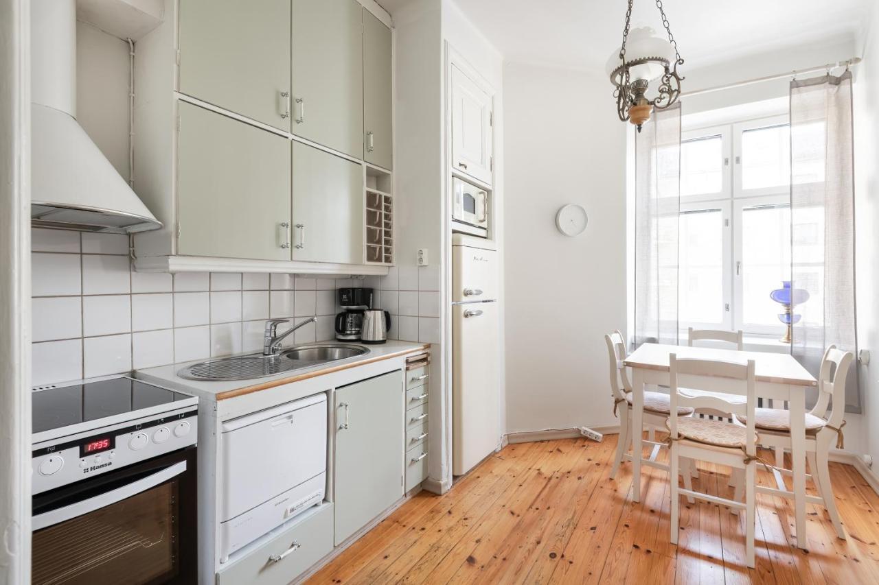 Wehost Spacious Studio For 5 With A Kitchen Helsínquia Exterior foto